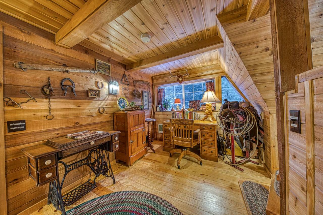 Clear Creek Cabin Welches Екстериор снимка